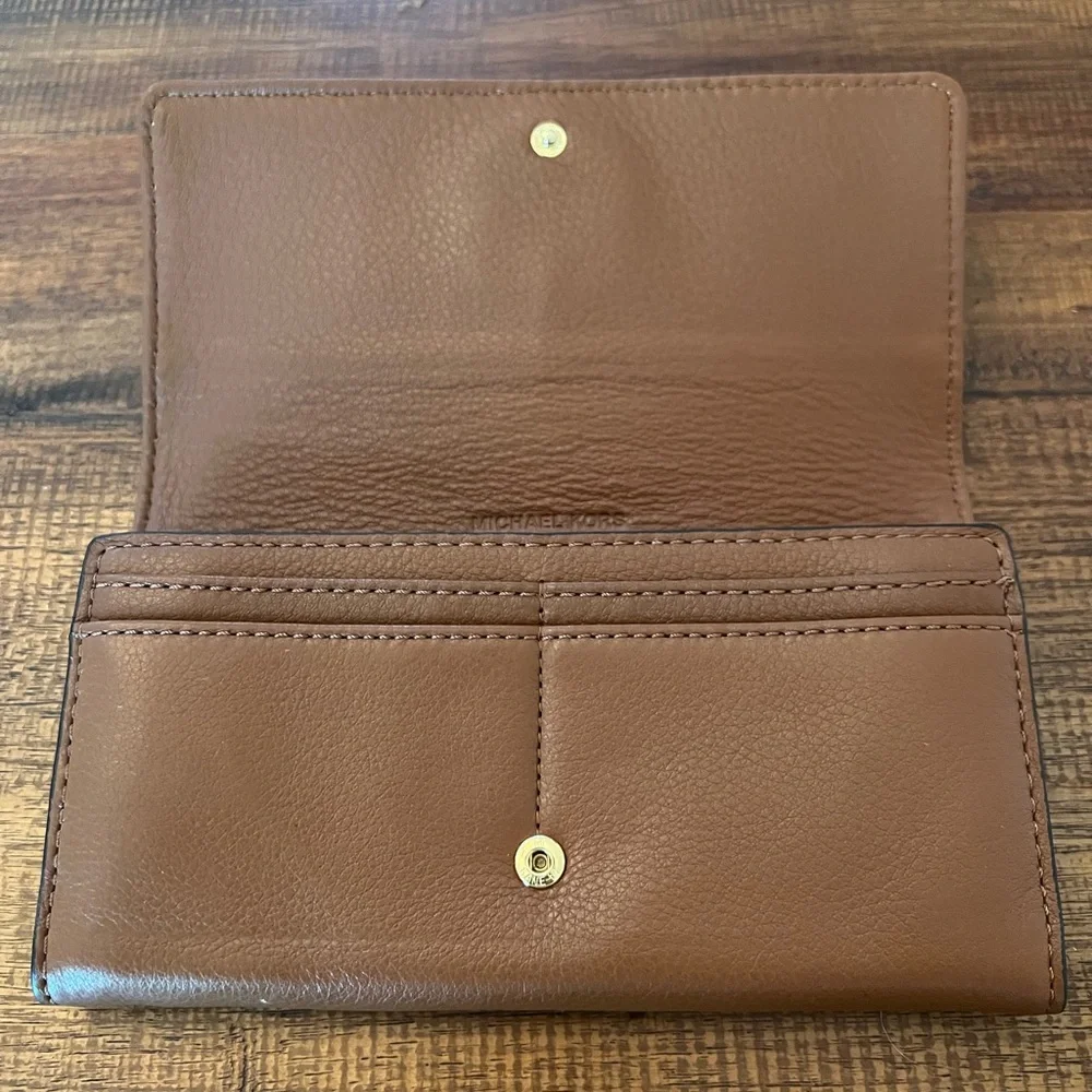 Michael Kors | Fulton Carryall Wallet Clutch